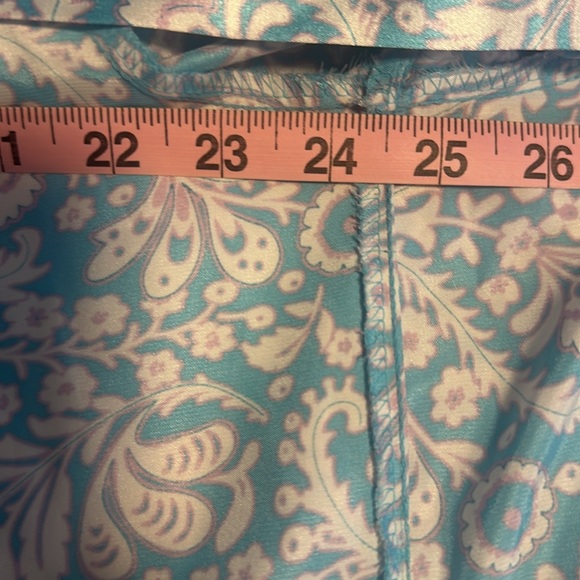 Adonna robe sleep wear lounge lightweight sz L mint condition - Picture 8 of 8